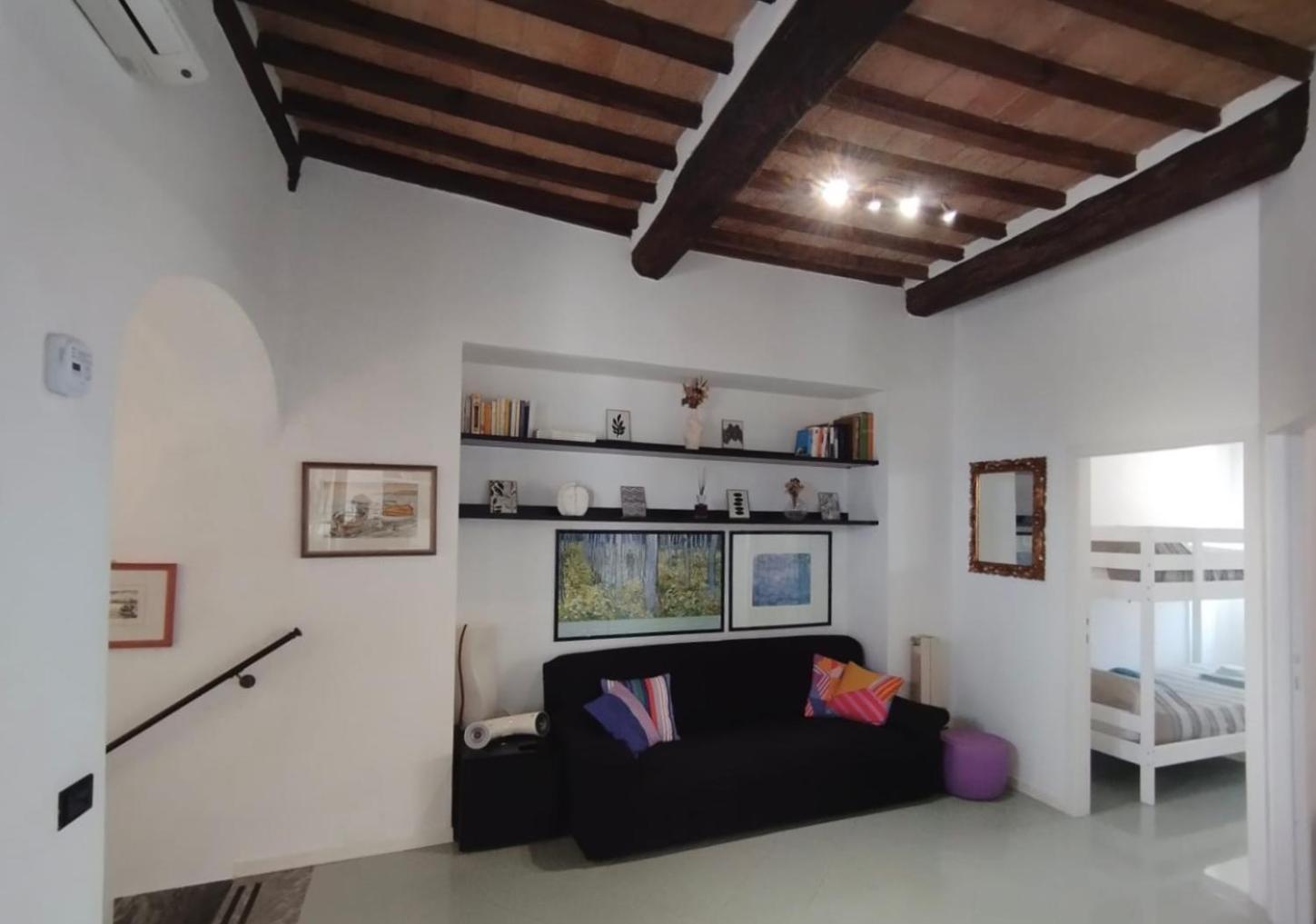 Historic Center Apartment With Private Garage Montalcino Exterior foto